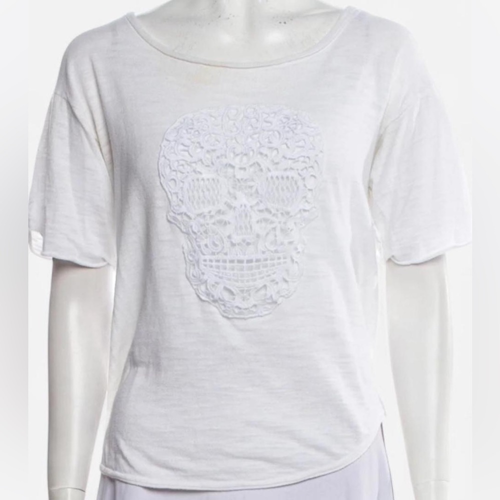 Skull Cashmere White Lace Skull Short Sleeve Top